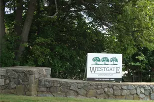 752 Quaker Ln, Warwick, RI 02818 - Photo 29