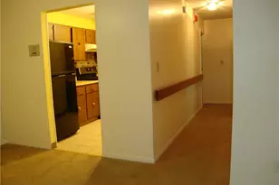 752 Quaker Ln, Warwick, RI 02818 - Photo 15