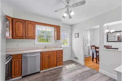 20 Namquid Drive, Middletown, RI 02842 - Photo 11