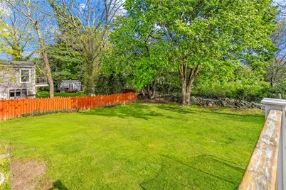 20 Namquid Drive, Middletown, RI 02842 - Photo 31