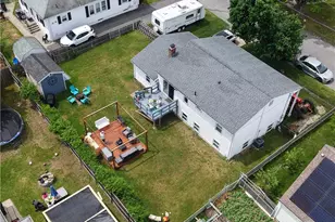 95 2nd Ave, Cranston, RI 02910 - Photo 33