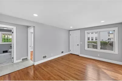 28 Hazard Street, Pawtucket, RI 02860 - Photo 17
