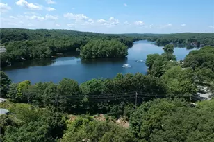 15 Higgins St, Smithfield, RI 02917 - Photo 9