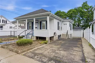 10 Mayflower St, East Providence, RI 02914 - Photo 3