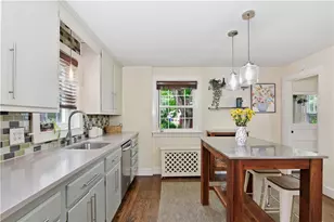 96 Meridian St, Providence, RI 02908 - Photo 5