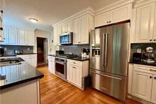 59 Clyde St, West Warwick, RI 02893 - Photo 15