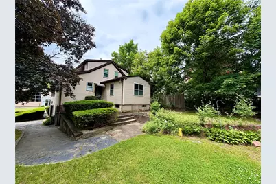 59 Clyde Street, West Warwick, RI 02893 - Photo 5