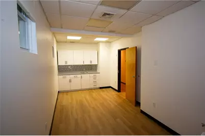 189 Governor Street, Providence, RI 02906 - Photo 9