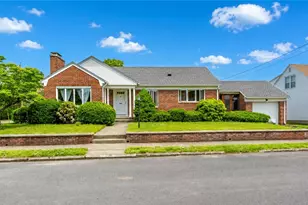 51 Beverly Ann Dr, North Providence, RI 02911 - Photo 3
