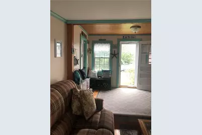 10 Isabelle Drive, Narragansett, RI 02882 - Photo 3