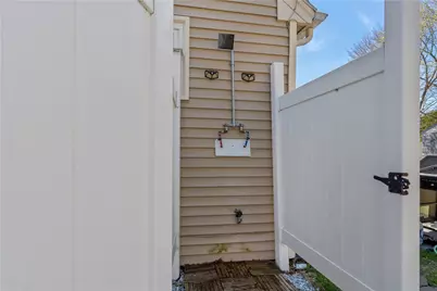 844 Boston Neck Road, Narragansett, RI 02882 - Photo 13