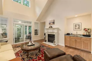315 Old River Rd, Lincoln, RI 02838 - Photo 17