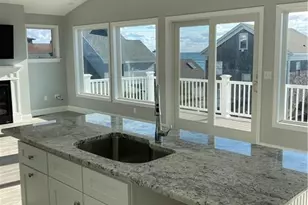 47 Tuckerman Ave, Middletown, RI 02842 - Photo 7