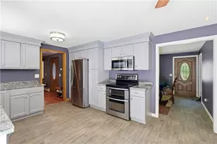 584 Hartford Pike, Scituate, RI 02857 - Photo 9