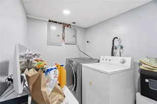 175 Montgomery Ave, Providence, RI 02905 - Photo 9
