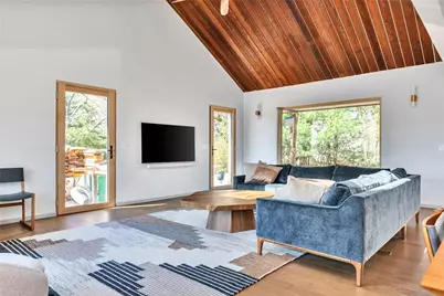 2717 Commodore Oliver Hazard Perry Highway, South Kingstown, RI 02879 - Photo 9
