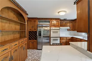 14 Cardinal Rd, Cranston, RI 02921 - Photo 7