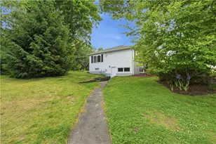 14 Cardinal Rd, Cranston, RI 02921 - Photo 19