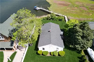 151 Conanicus Rd, Narragansett, RI 02882 - Photo 3