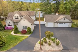 122 Spring Grove Rd, Glocester, RI 02814 - Photo 3