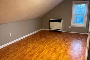 126 Washington St, Warwick, RI 02888 - Photo 9