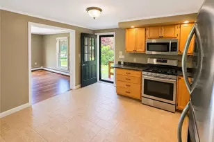 9 Michael Dr, Bristol, RI 02809 - Photo 7