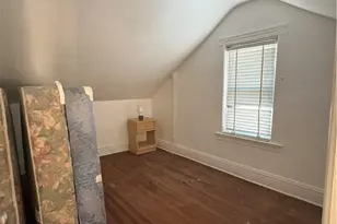 46 Humboldt Ave, Pawtucket, RI 02860 - Photo 11