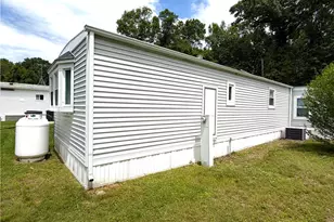 27 Woodward Lot 14 Rd, Lincoln, RI 02865 - Photo 3