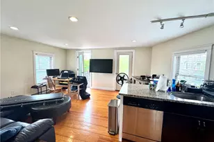 3 Spring St, Newport, RI 02840 - Photo 3