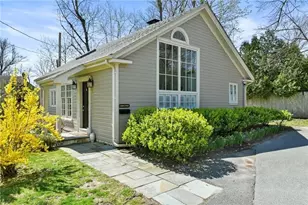 397 Gibbs Ave, Newport, RI 02840 - Photo 7