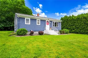 27 Alan Ave, Portsmouth, RI 02871 - Photo 3