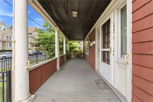 220 Lenox Ave, Providence, RI 02907 - Photo 37