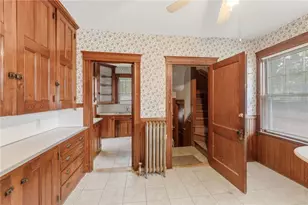 220 Lenox Ave, Providence, RI 02907 - Photo 11