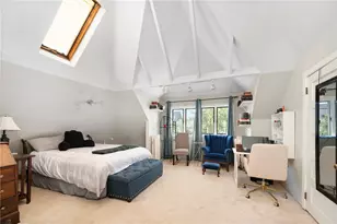 341 Lloyd Ave, Providence, RI 02906 - Photo 39