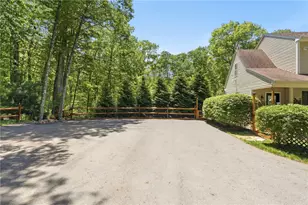 193 Lake Washington Dr, Glocester, RI 02814 - Photo 9