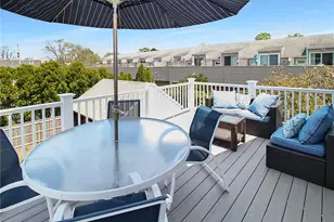28 W Narragansett Ave, Newport, RI 02840 - Photo 33