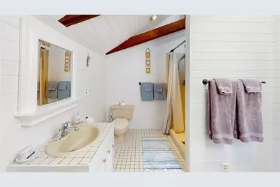 28 W Narragansett Avenue, Newport, RI 02840 - Photo 31