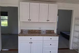 103 Roger Williams Ave, East Providence, RI 02916 - Photo 5