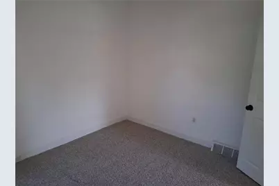 103 Roger Williams Avenue, East Providence, RI 02916 - Photo 15