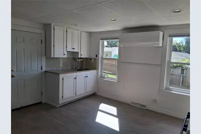 103 Roger Williams Avenue, East Providence, RI 02916 - Photo 7