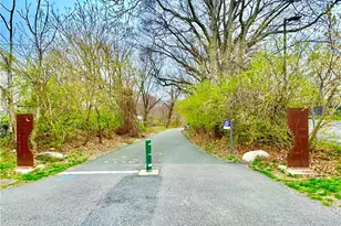32 Silva St, Cumberland, RI 02864 - Photo 9