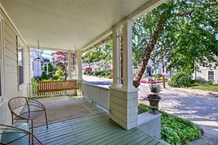 139 Sheffield Ave, Pawtucket, RI 02860 - Photo 3