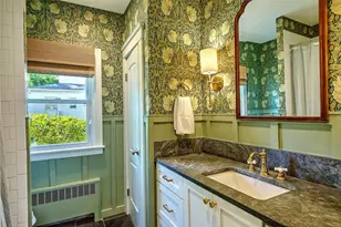 139 Sheffield Ave, Pawtucket, RI 02860 - Photo 25