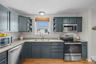 145 High St, Westerly, RI 02891 - Photo 9