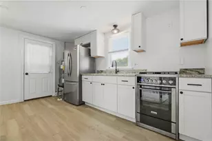 24 Seymour St, Warren, RI 02885 - Photo 21