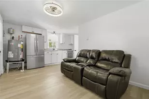 24 Seymour St, Warren, RI 02885 - Photo 23