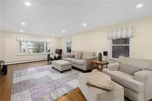 30 Abigail St, Warwick, RI 02886 - Photo 5