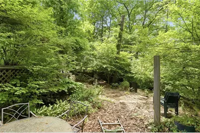 25 Pineland Street, North Kingstown, RI 02852 - Photo 9