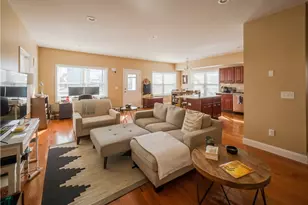 70 Pitman St, Providence, RI 02906 - Photo 5