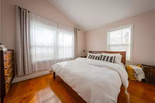 70 Pitman St, Providence, RI 02906 - Photo 9